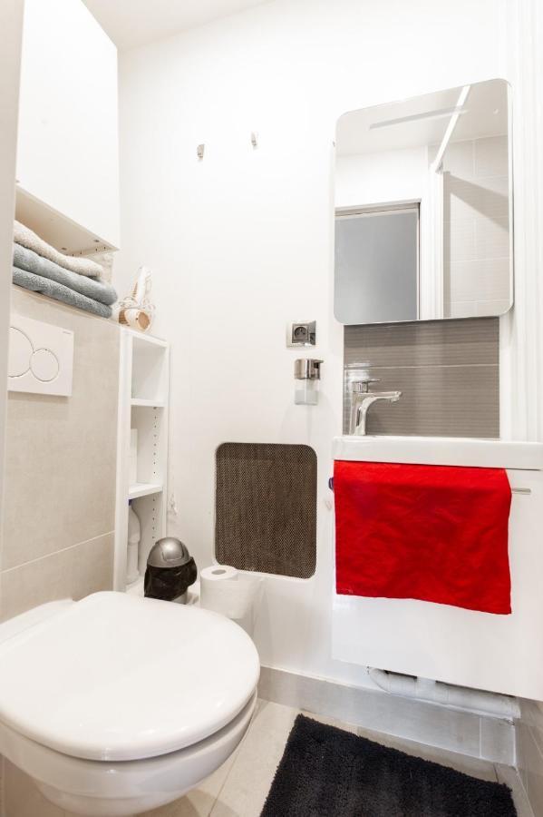 Studio A Paris Et Desinfection Rigoureux Du Logis Exterior photo